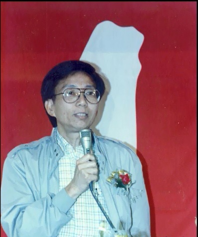 郭倍宏1989年.闖關回台,又現身在重重警力包圍的中和體育場政見會場。 郭倍宏1989年.闖關回台,又現身在重重警力包圍的中和體育場政見會場。