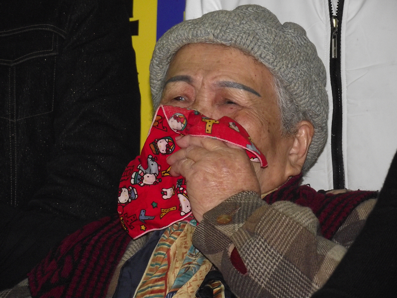 曾文振高齡88歲母親曾寶眼眶泛淚的說,文振是清白!(記者陳冠廷攝) 曾文振高齡88歲母親曾寶眼眶泛淚的說,文振是清白!(記者陳冠廷攝)