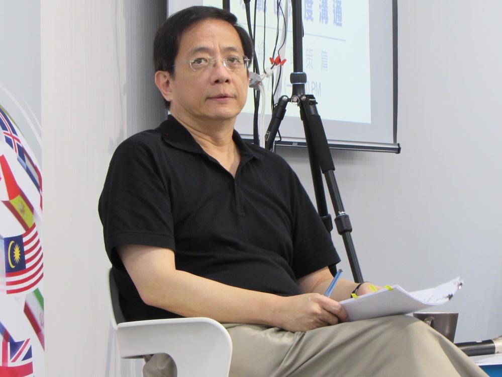 《聯合報》11日報導,前國發會主委管中閔表態支持登記參選國民黨總統候選人的立法院副院長洪秀柱。圖:新頭殼資料照片 《聯合報》11日報導,前國發會主委管中閔表態支持登記參選國民黨總統候選人的立法院副院長洪秀柱。圖:新頭殼資料照片