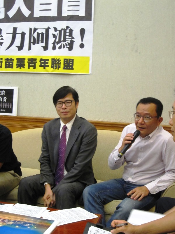 民進黨籍立委陳其邁(左)、高志鵬(右)。圖5:王立柔/攝 民進黨籍立委陳其邁(左)、高志鵬(右)。圖5:王立柔/攝