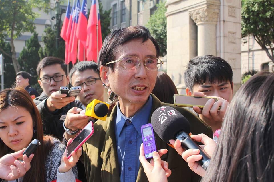 祁家威強調,社會上每個人都可以有立場,可以對同志婚姻有立場,但誰都沒有資格反對同志結婚。圖2之2:林雨佑/攝 祁家威強調,社會上每個人都可以有立場,可以對同志婚姻有立場,但誰都沒有資格反對同志結婚。圖2之2:林雨佑/攝