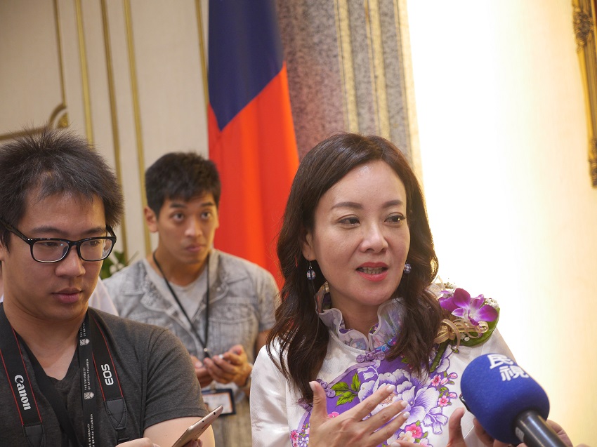 遭撤銷學位辭綠營職！蔣絜安自爆用人不慎：強暴脅迫下不當的作為