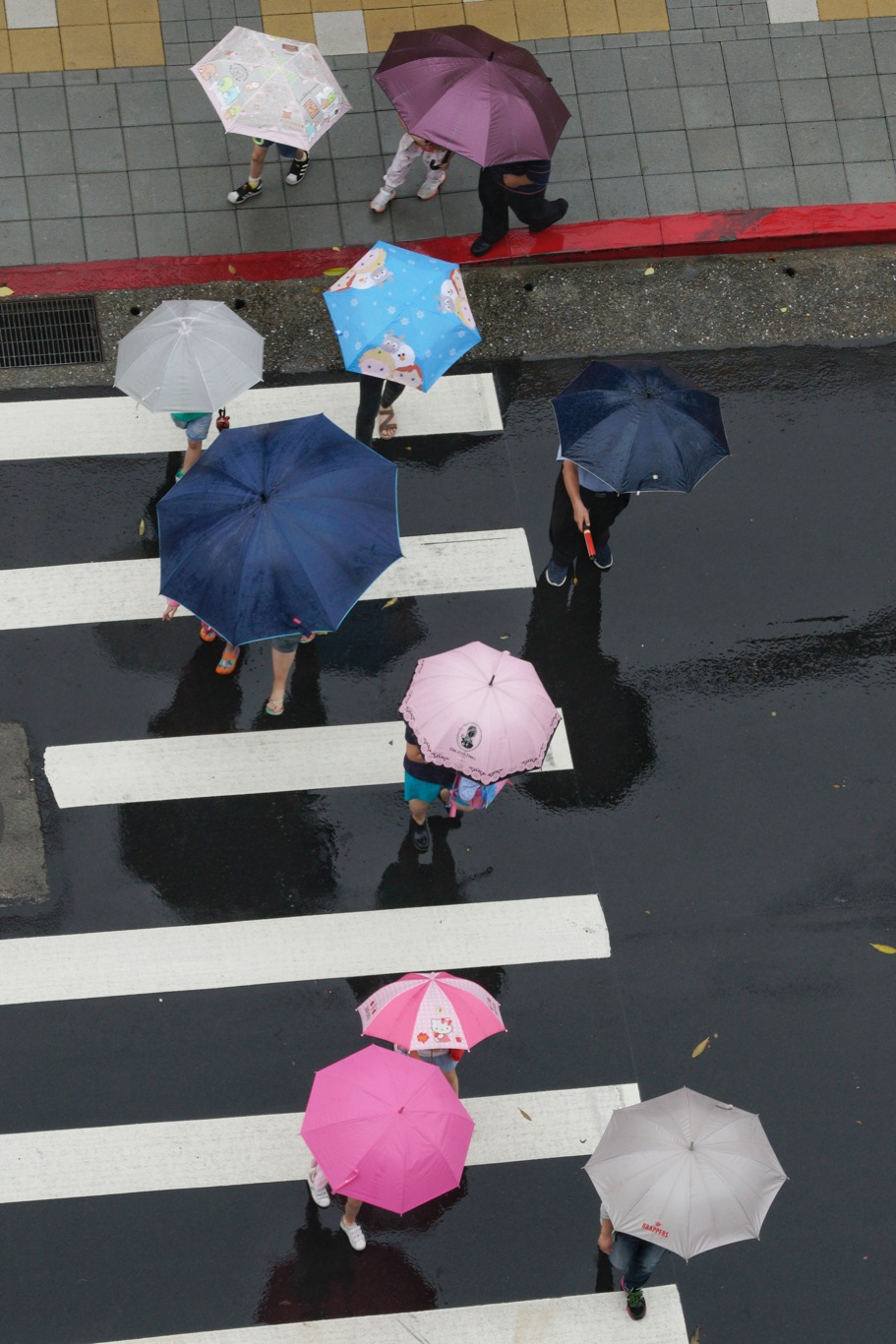 雨彈襲台 16縣市豪大雨特報屏東縣達大豪雨等級 生活 新頭殼newtalk