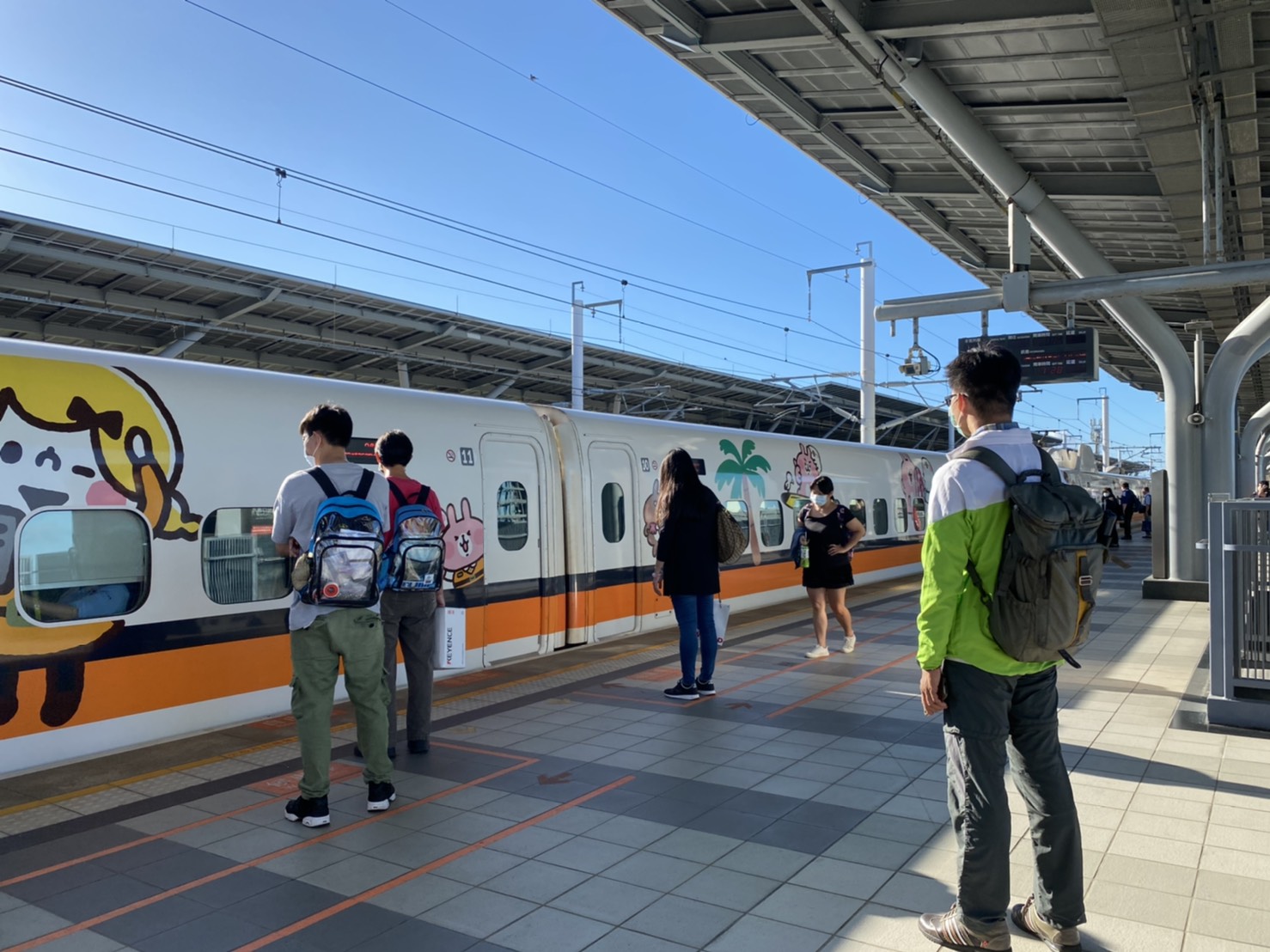 台灣高鐵今（19）日表示，端午節疏運期間（6月24日至6月29日）部分時段持續熱銷，決定於6月24日和6月25日再加開4班次南下列車   圖：閻芝霖／攝