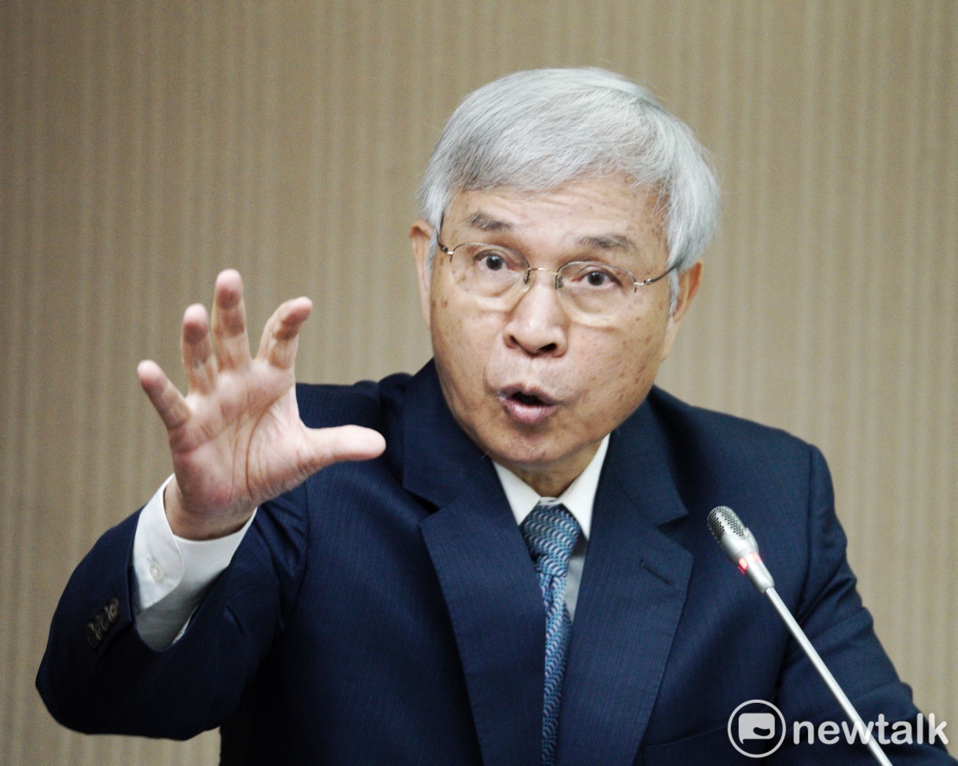 央行看好經濟動能「保5」無虞 9大關鍵問答一次看