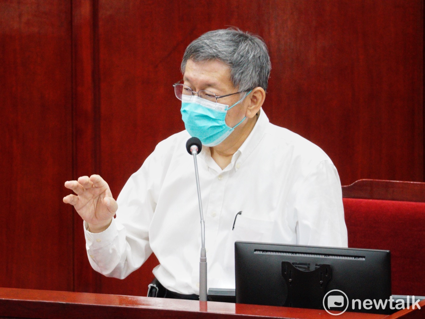 勞動局長被爆違行政中立還反批「東廠」 議員狂轟杯葛提早散會抗議