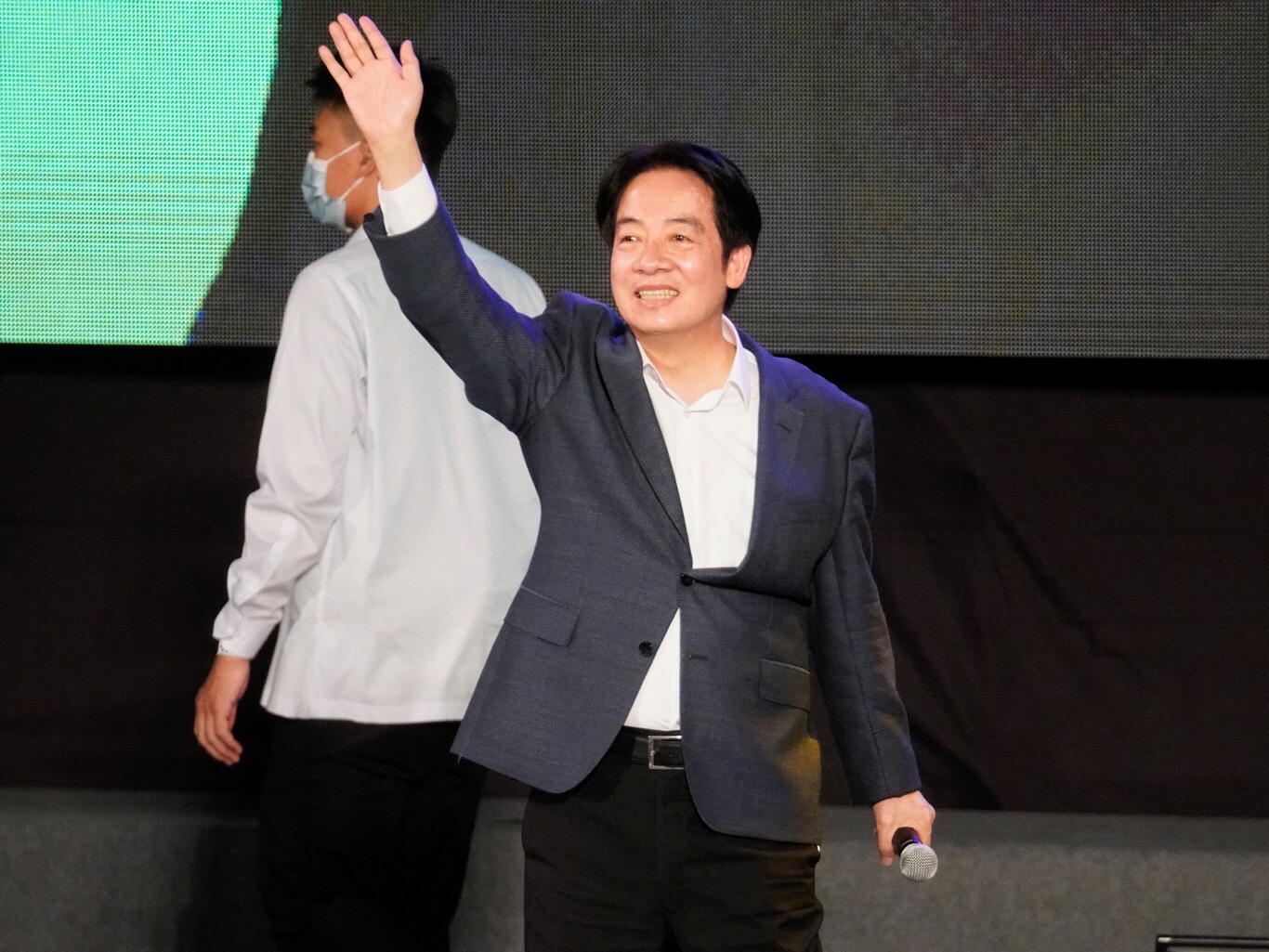 2022年11月12日民進黨凱道造勢,副總統賴清德出席。 圖:張良一/攝 2022年11月12日民進黨凱道造勢,副總統賴清德出席。 圖:張良一/攝