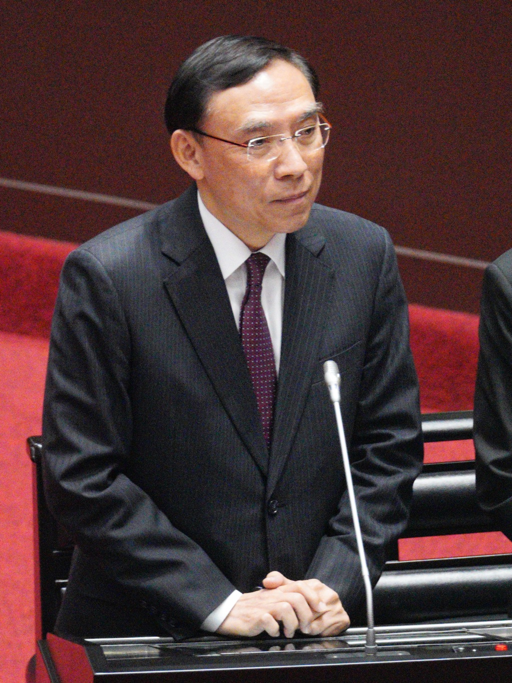 ▲ 前立委黃國昌要求法務部部長，說明與吸金詐騙、暴力黑幫徐少東的關係（圖／新頭殼）