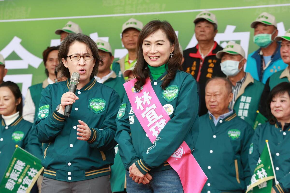  蕭美琴返故鄉台南力挺林宜瑾。 圖：賴清德競總提供 