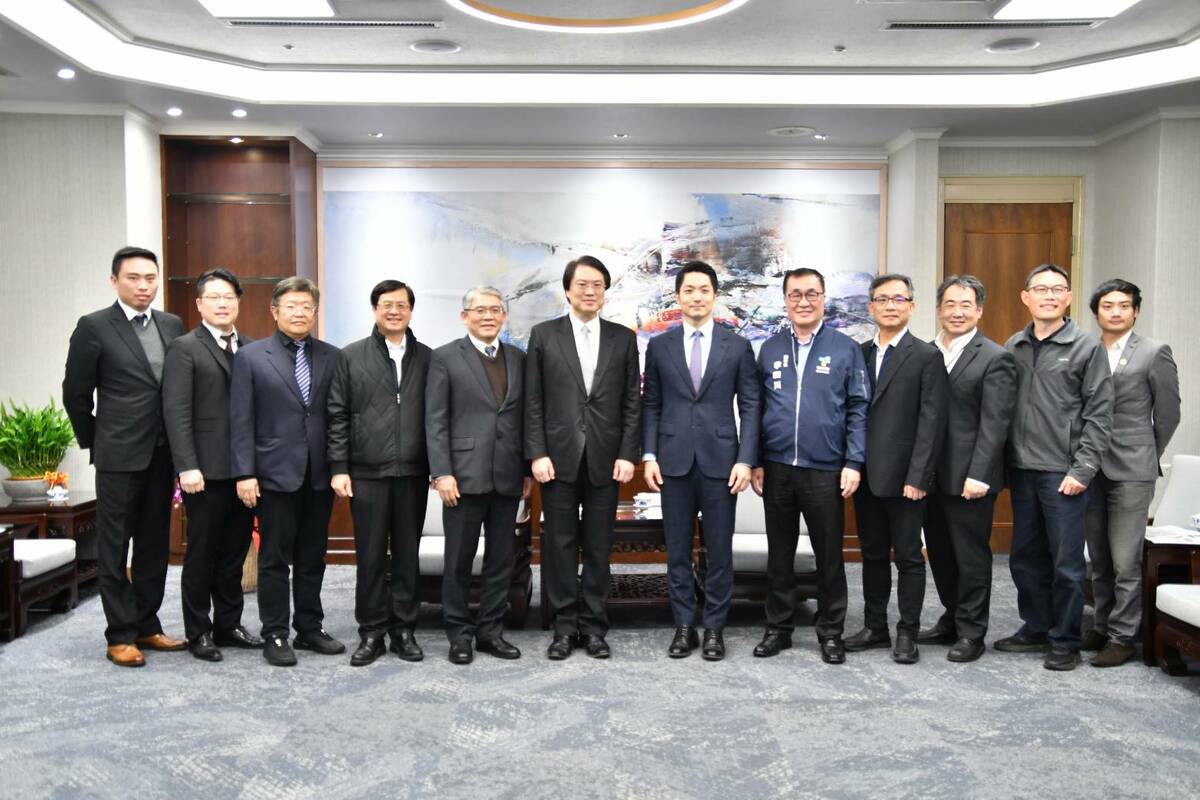  林右昌赴台北市政府拜會蔣萬安，就社子島議題進行討論。 圖：內政部提供 