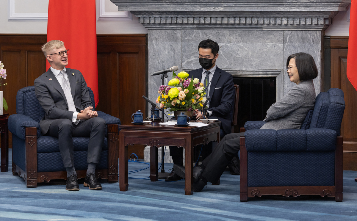  蔡英文接見愛沙尼亞國會友台小組訪問團。 圖：總統府提供 