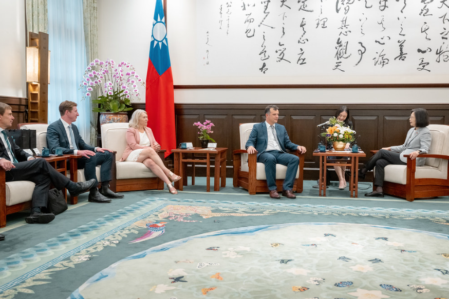  蔡英文接見紐西蘭國會跨黨派友台小組訪團。 圖：總統府提供 