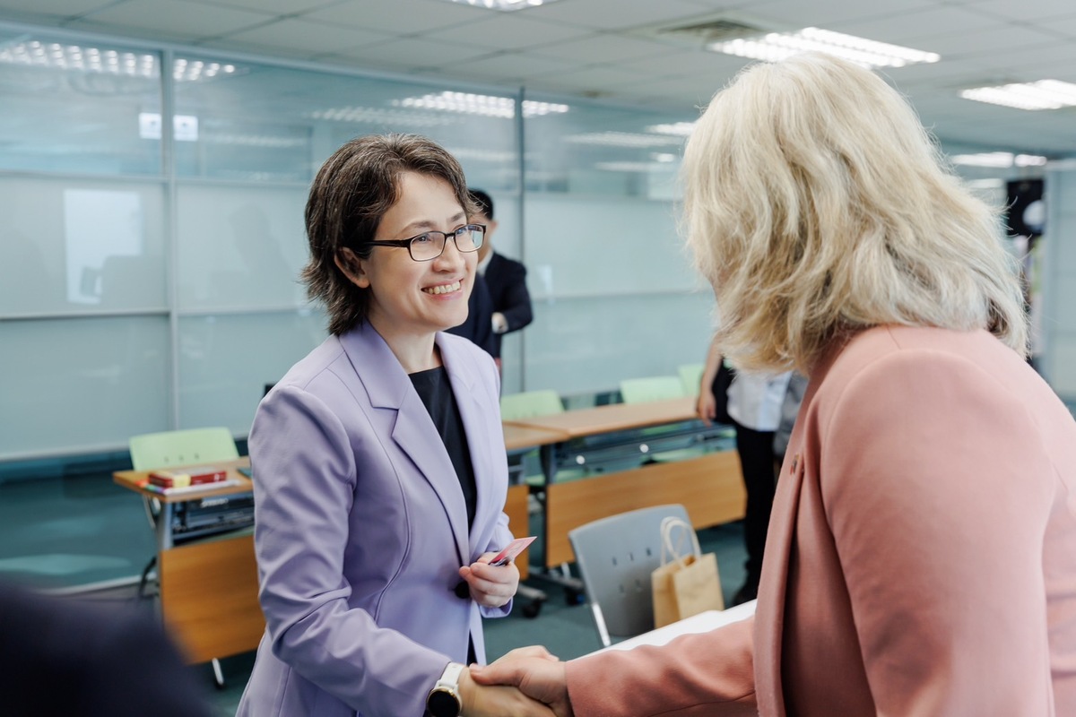  蕭美琴接見紐西蘭國會跨黨派友台小組。 圖：民進黨提供 