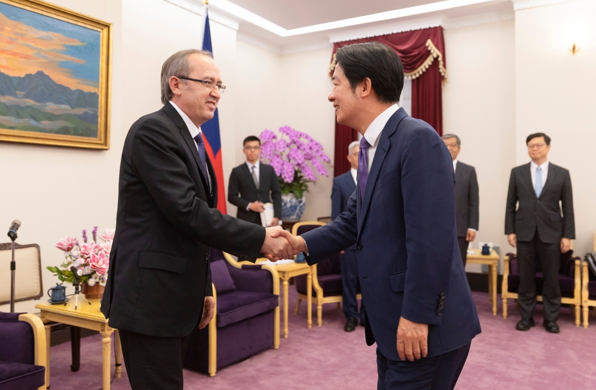  賴清德接見科索沃跨黨派國會議員訪問團。 圖：總統府提供 