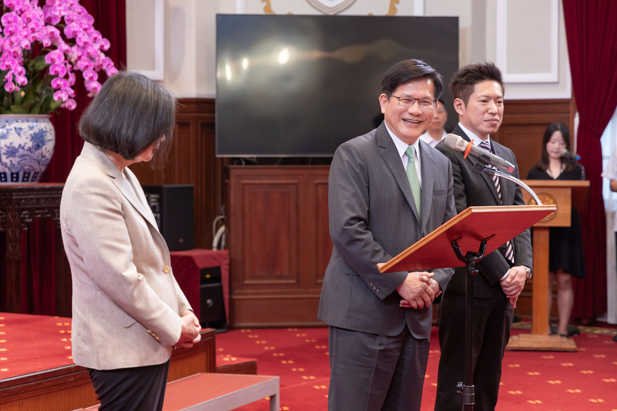  林佳龍出席總統府歡送會，未來將接任外交部長。 圖：總統府提供 