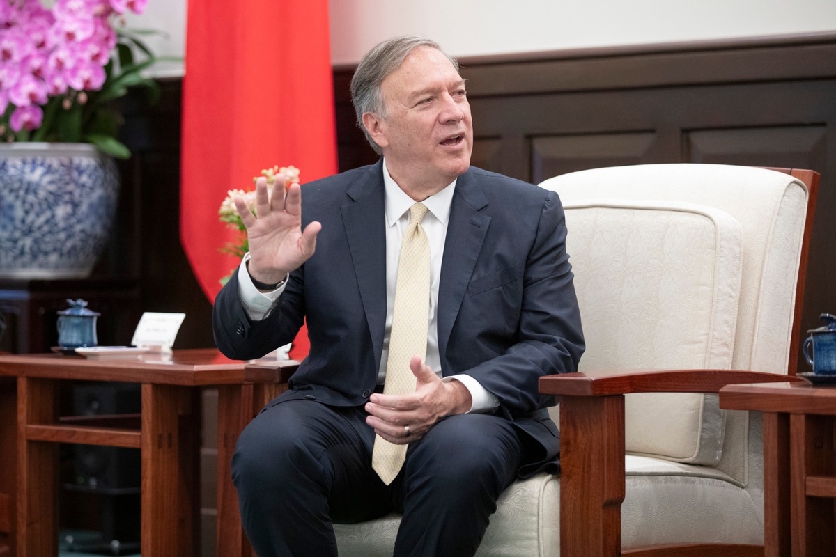  前美國國務卿龐培歐率團來訪。 圖：總統府提供 