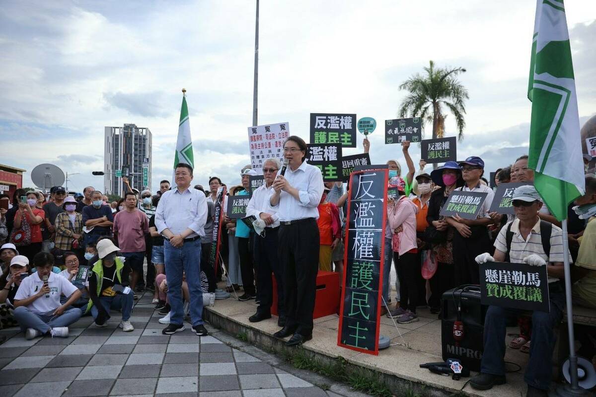  民進黨秘書長林右昌6月赴花蓮宣講。 圖：民進黨提供 