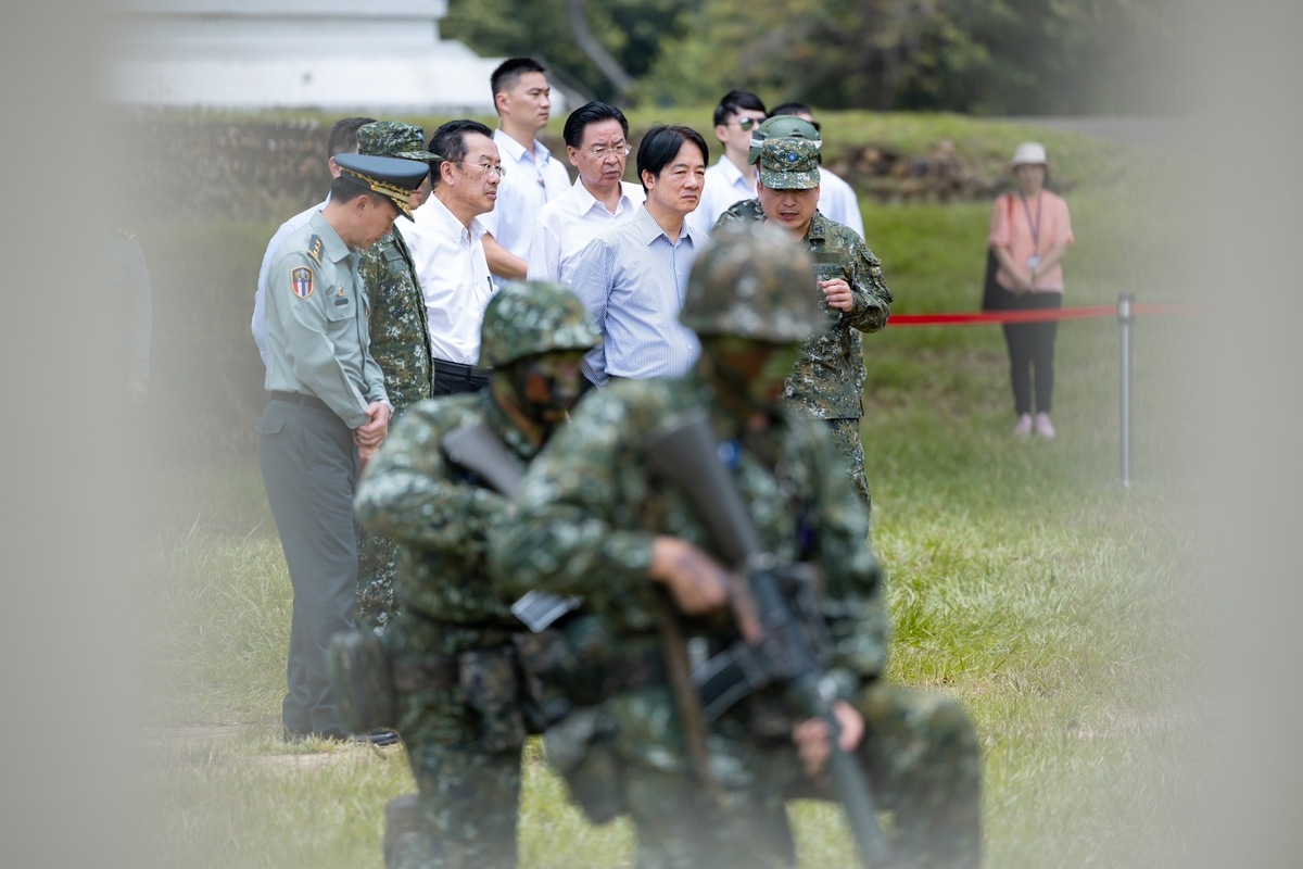  總統賴清德前往台中成功嶺營區視導新兵訓練。 圖：總統府提供 