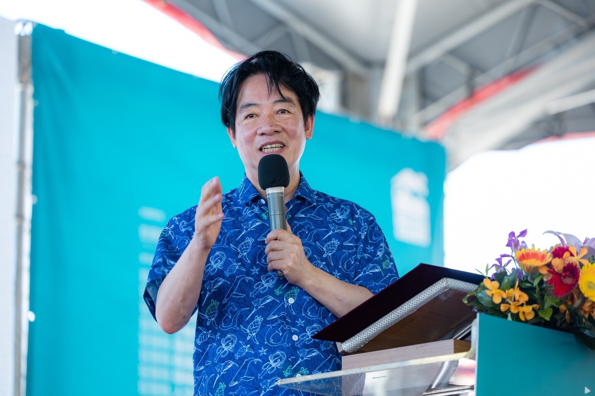  總統賴清德前往宜蘭蘇澳出席「2024攜手共創 航向蔚藍」啟航典禮。 圖：總統府提供 