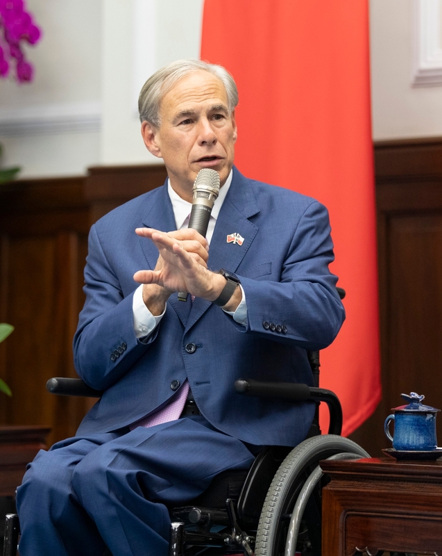  美國德州州長艾伯特（Greg Abbott）率團來訪。 圖：總統府提供 