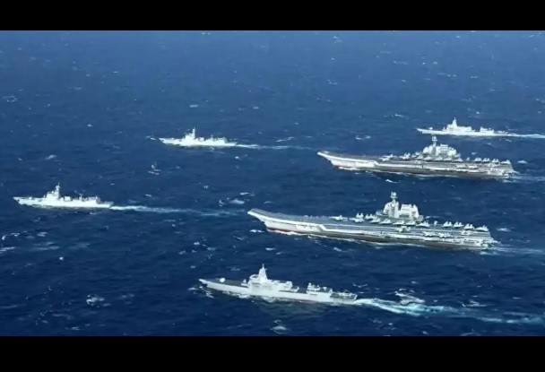  近期中國派遣艦艇編隊，前往南海地區「展示軍力」。 圖：翻攝自 軍武次位面 