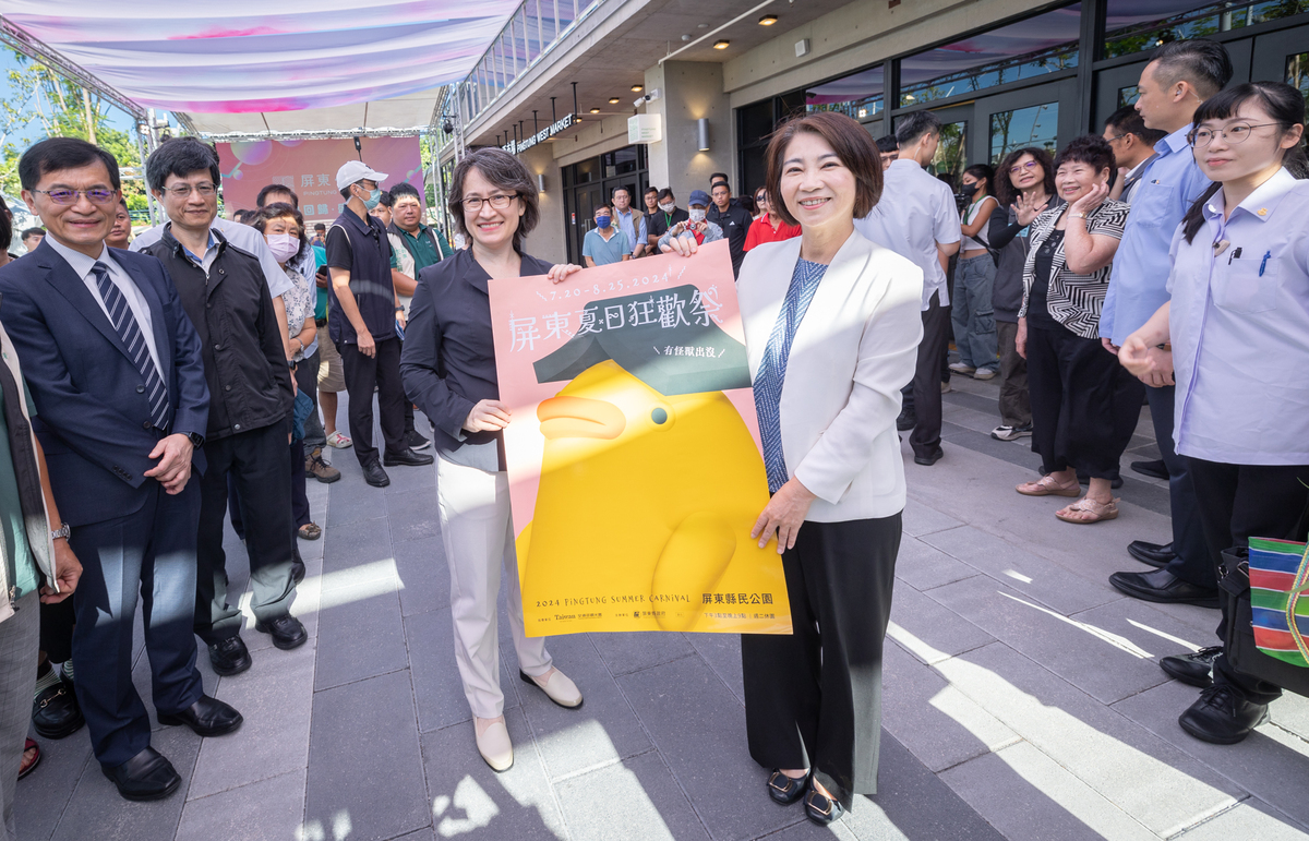  副總統蕭美琴、屏東縣長周春米出席屏東西市場開幕典禮。 圖：總統府提供 