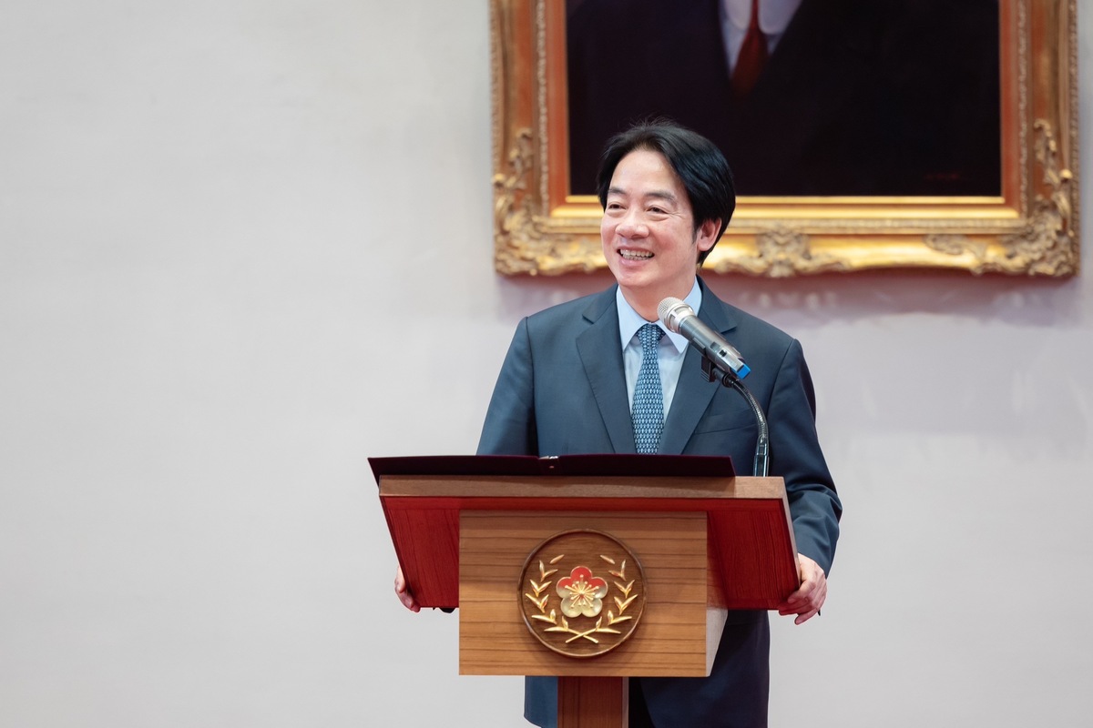  總統賴清德接見日本沖繩縣立西原高等學校行進樂隊。 圖：總統府提供 