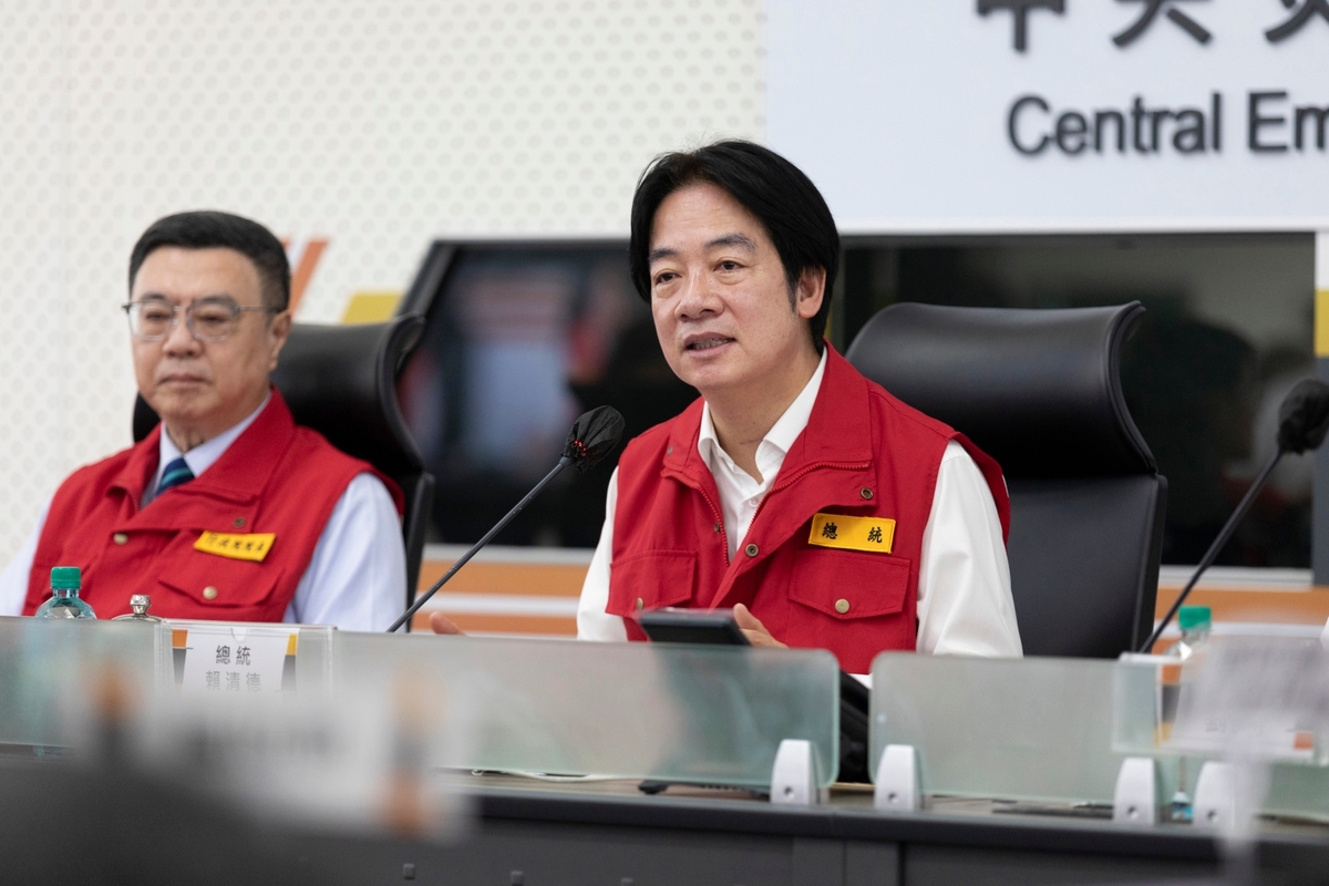  凱米颱風襲台，總統賴清德視察中央災害應變中心。 圖：總統府提供 