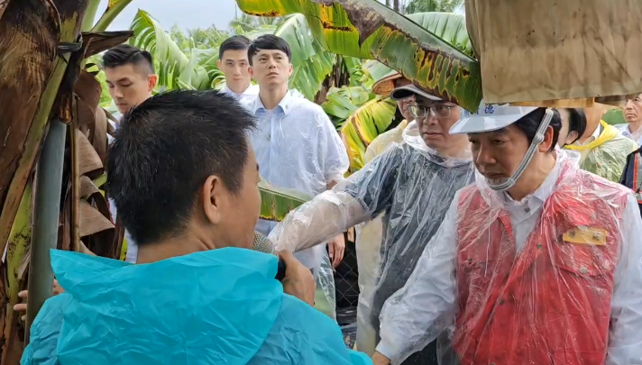  總統賴清德赴高雄美濃視察災損。 圖：高雄市政府提供 