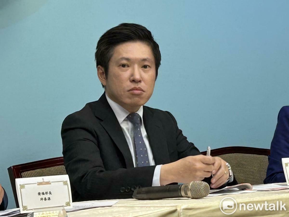  總統府副秘書長張惇涵出席「健康台灣推動委員會」會後記者會。 圖：黃宣尹攝 