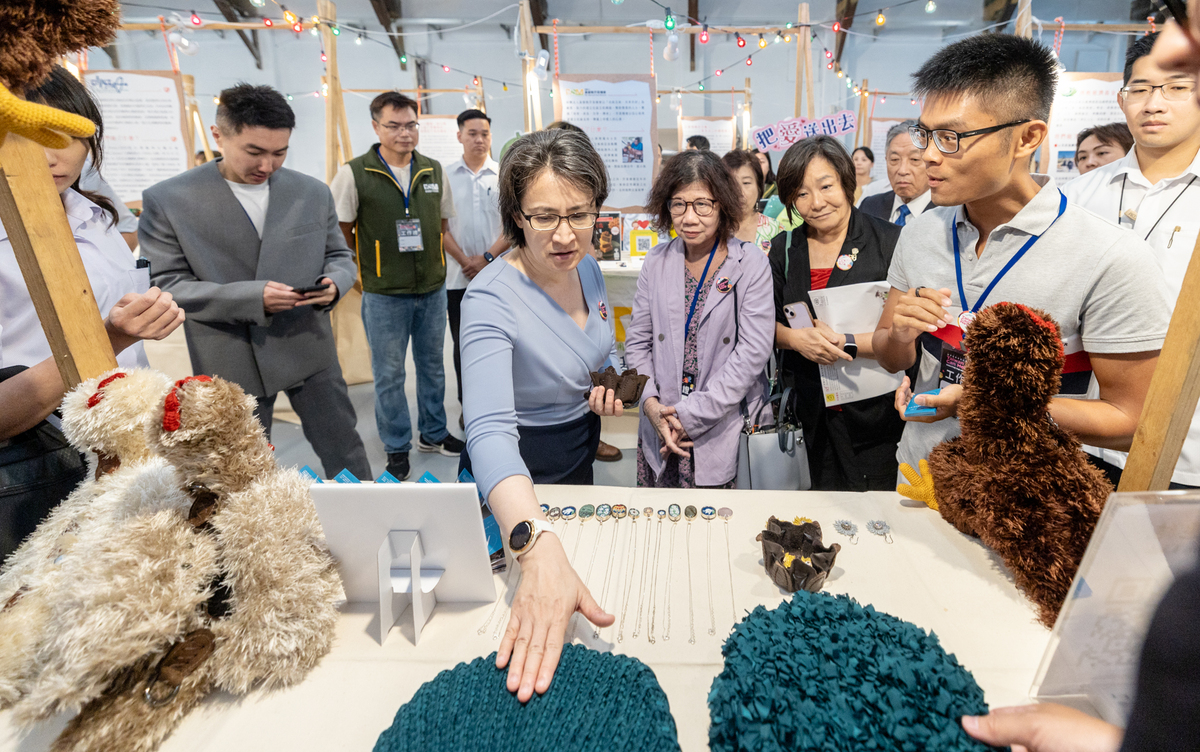  副總統蕭美琴出席「Taiwan Can Help國際援助發展成果展」開幕儀式。 圖：總統府提供 