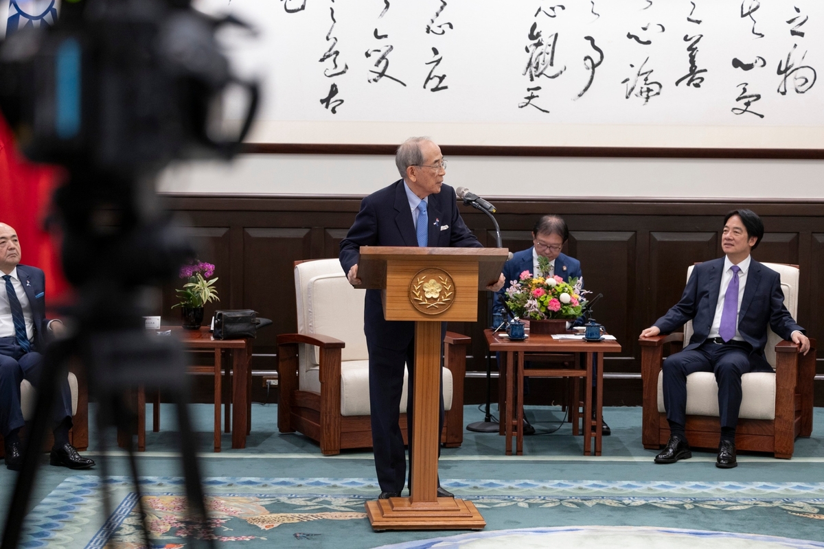  總統賴清德接見日本台灣交流協會會長大橋光夫。 圖：總統府提供 