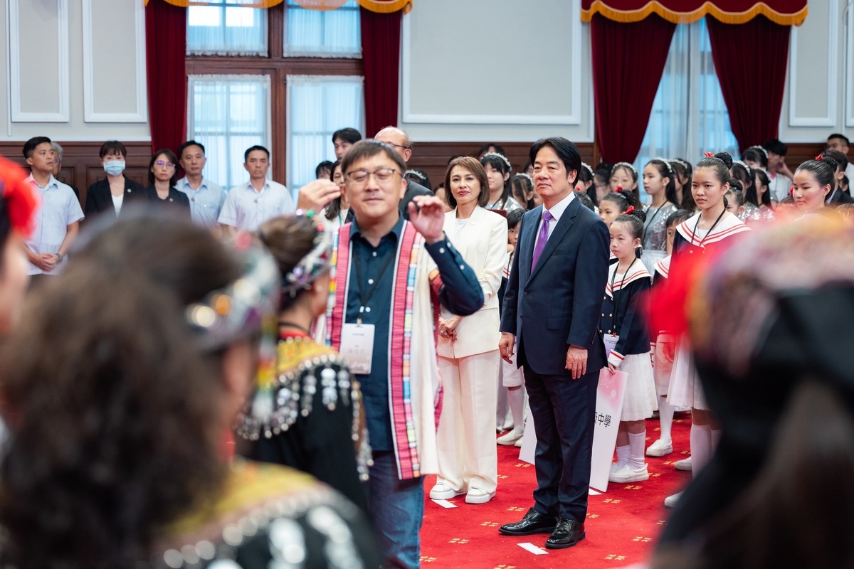  總統賴清德接見2024紐西蘭世界合唱大賽獲獎學校。 圖：總統府提供 