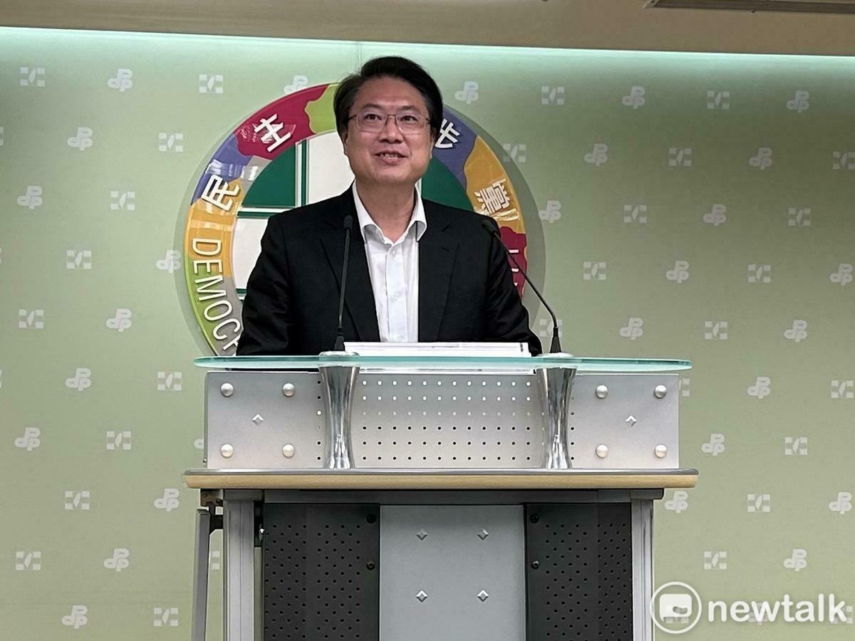  民進黨秘書長林右昌將啟程赴美國訪問。 圖：黃宣尹攝 