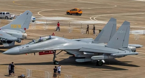  中國的殲 -16 D 電子戰機。 圖：翻攝自 軍武次位面 