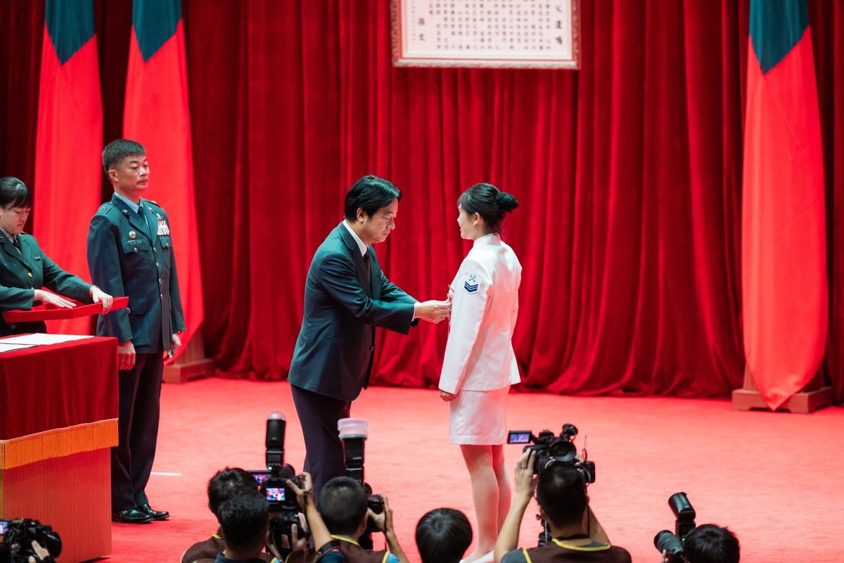  總統賴清德出席2024年軍人節暨全民國防教育日表揚大會。 圖：總統府提供 