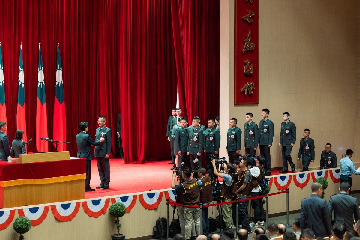  總統賴清德出席2024年軍人節暨全民國防教育日表揚大會。 圖：總統府提供 