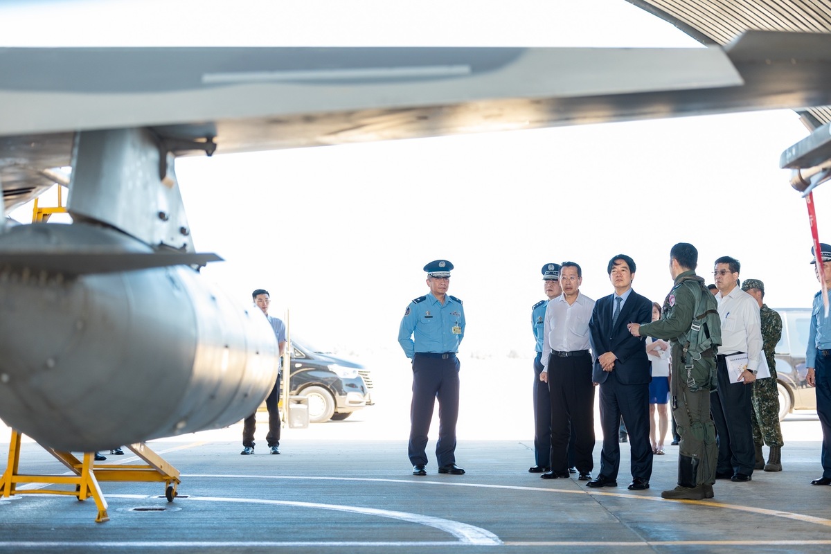  總統賴清德前往澎湖勗勉國軍。 圖：總統府提供 