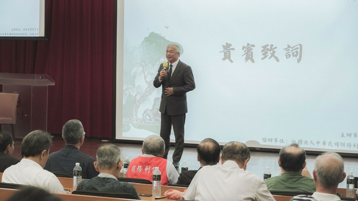  世新大學校長陳清河期待「傳播與利他」系列講座宏揚良善、永續教育。 圖: 世新大學/提供 