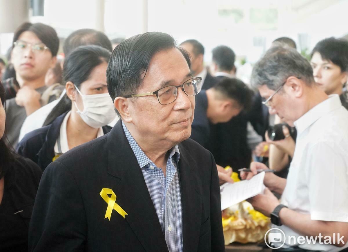  前總統陳水扁出席故台北市議員許家蓓公祭典禮。 圖：張良ㄧ/攝 