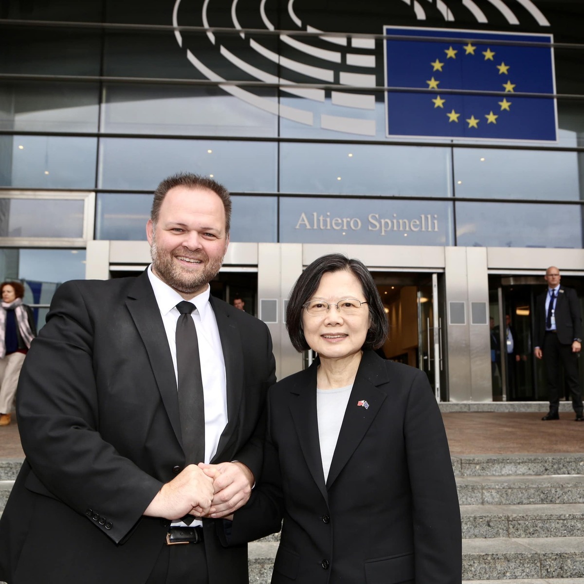  前總統蔡英文到訪位在布魯塞爾的歐洲議會，是我國卸任總統第一人。 圖：翻攝自蔡英文臉書 