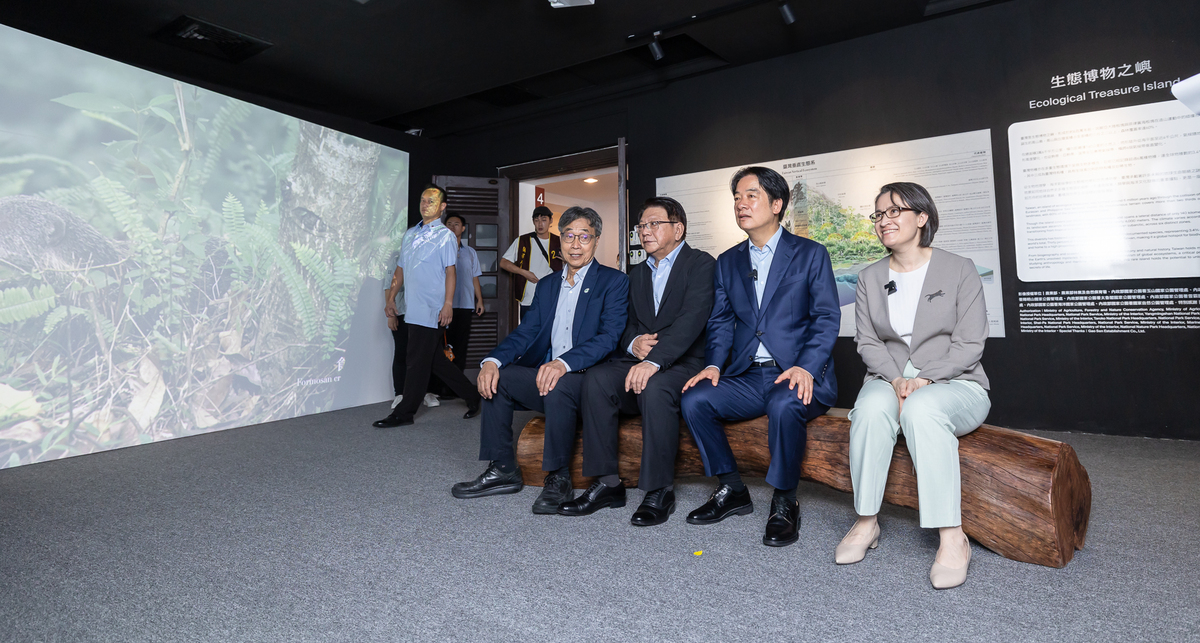  總統賴清德、副總統蕭美琴出席總統府全新常設展《民主方舟：台灣永續前行》開展活動。 圖：總統府提供 
