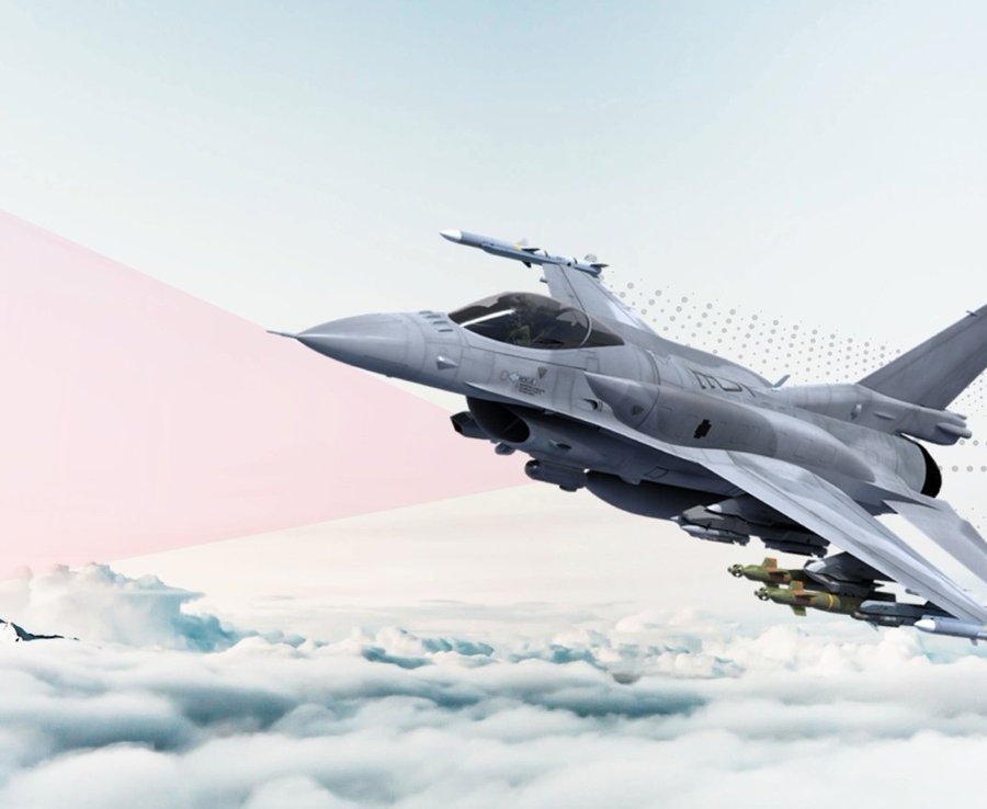  台灣的 F-16V 戰機現已配備最先進的感測器和電子設備，其戰鬥力可媲美 5 代機型。特別是 F-16V 安裝的 IRST 紅外搜索與追蹤系統，具備強大的空中作戰能力。 圖片來源: X帳號@Aurora107E 