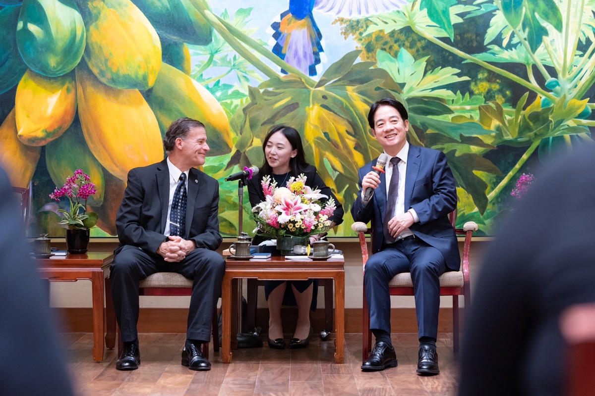  總統賴清德接見新美國安全中心（CNAS）下一世代國安領袖計畫（Next Gen）訪問團。 圖：總統府提供 