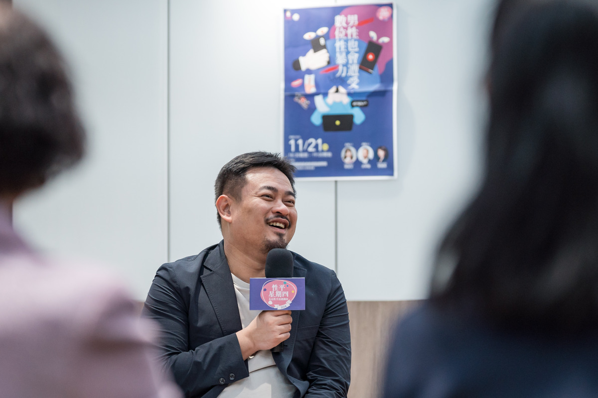  民進黨立委洪申翰出席「性平星期四」講座。 圖：民進黨提供 