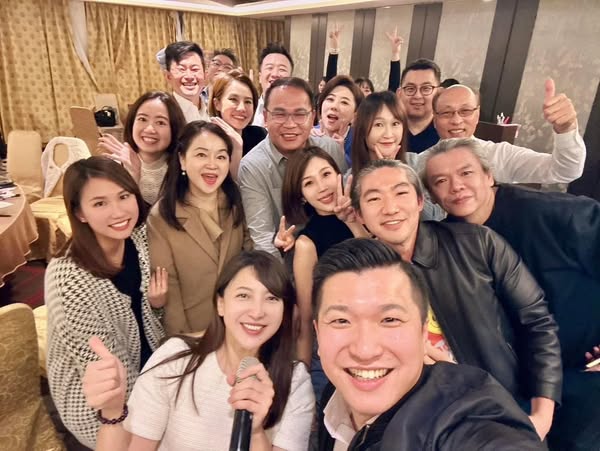  王義川支持者如陳乃瑜更提到，無論困境如何，他都已高度氣度面對，堅持以正面態度面對選戰，這也顯示他對選舉文化的改革與信念。 圖:擷自陳乃瑜個人臉書 