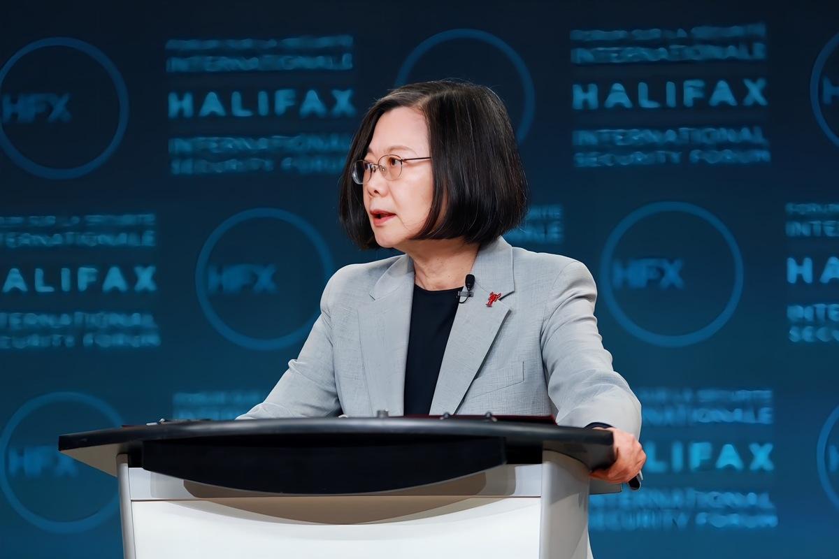  前總統蔡英文於加拿大哈利法克斯國際安全論壇中發表演說。 圖：蔡英文辦公室提供 