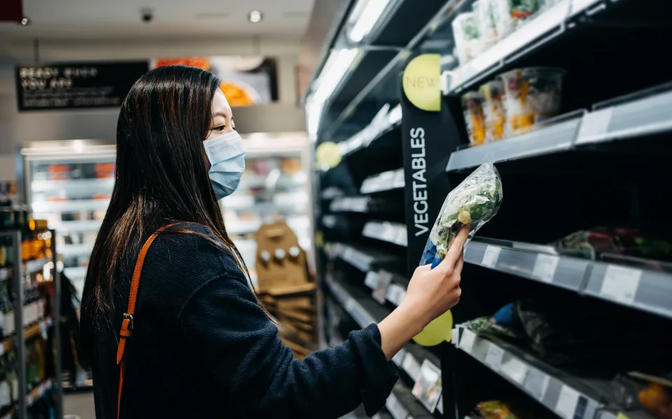 山雨欲來？三月消費者信心創近3年新低  下滑前二多：投資股票時機、物價水準