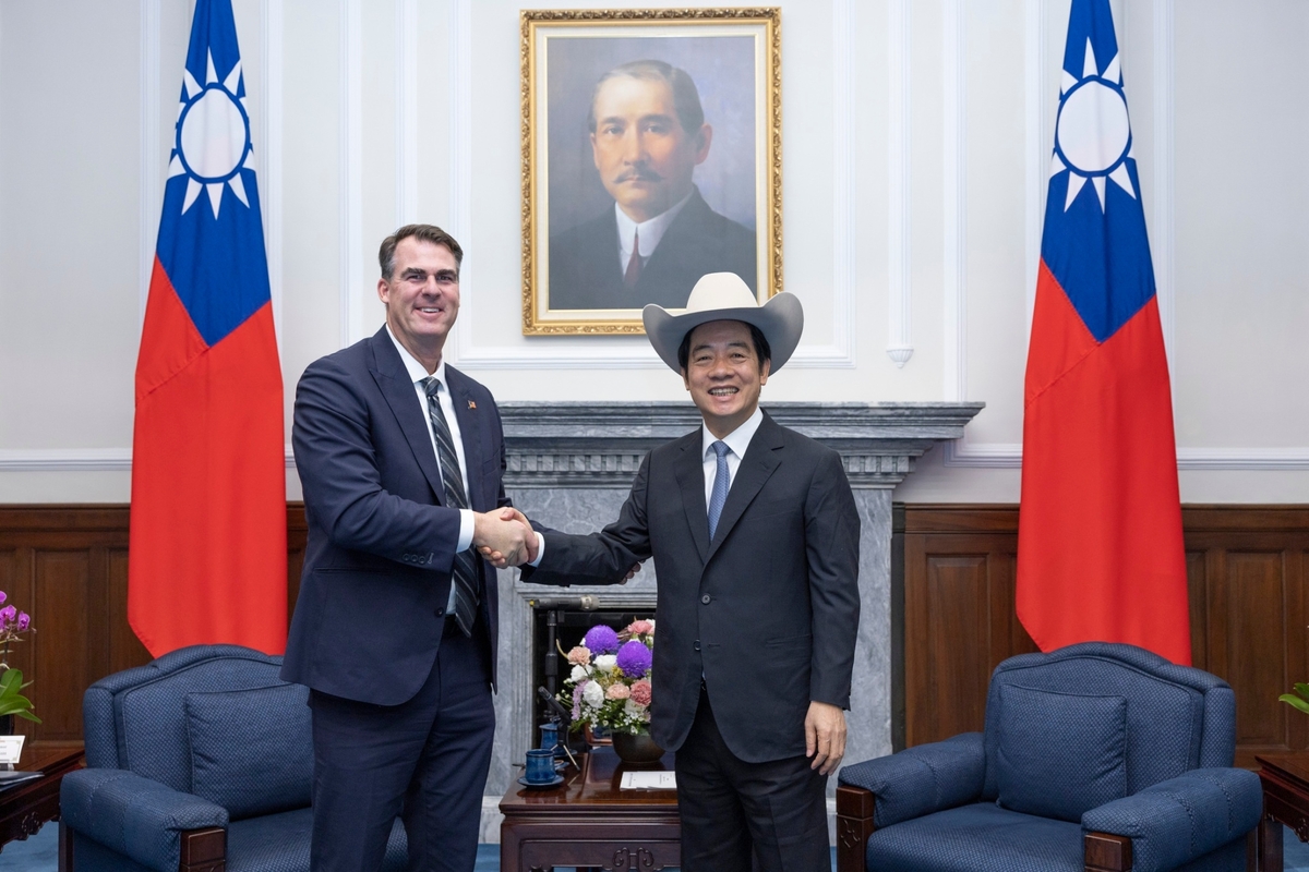 美國奧克拉荷馬州長史迪(Kevin Stitt)與總統賴清德會面。 圖:總統府提供 美國奧克拉荷馬州長史迪(Kevin Stitt)與總統賴清德會面。 圖:總統府提供