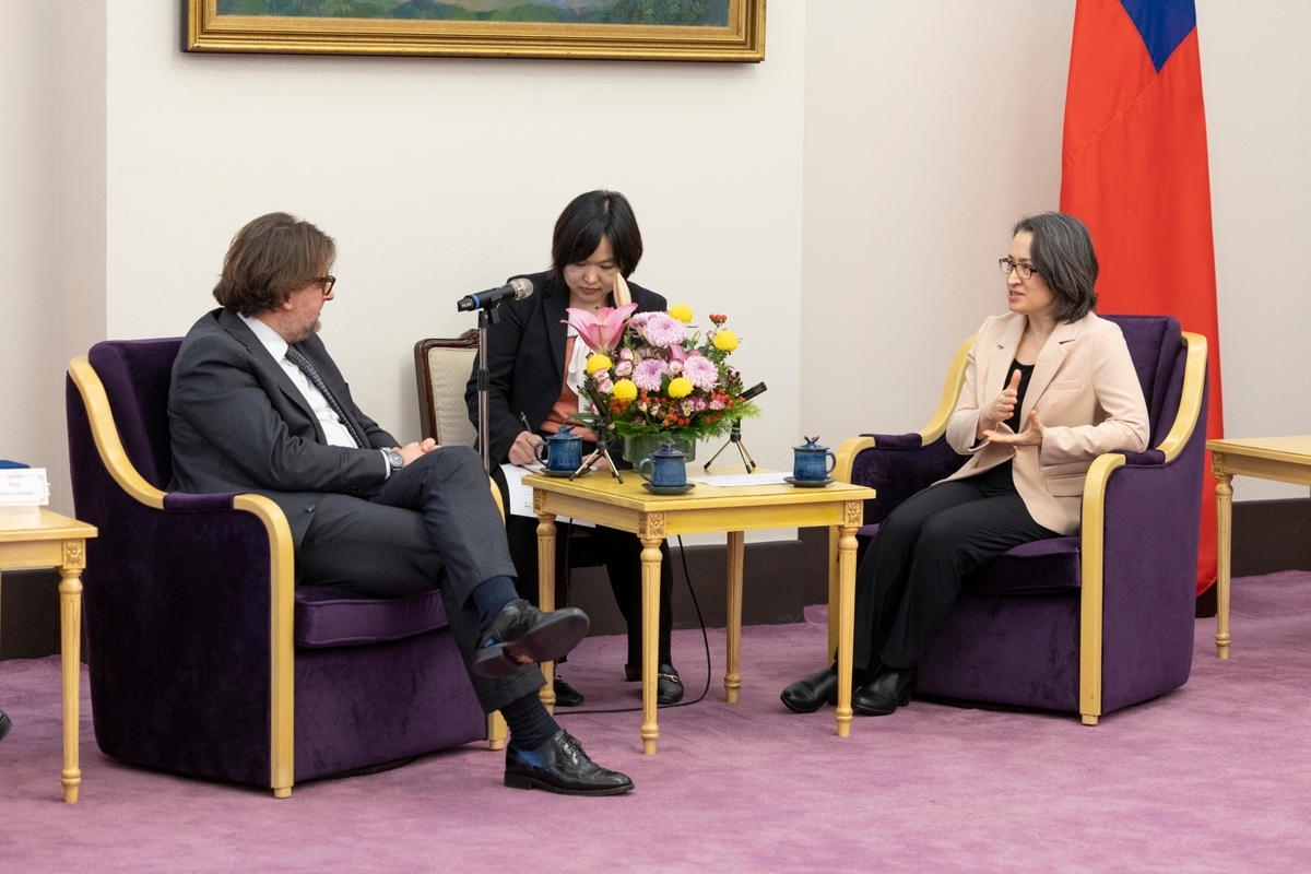  副總統蕭美琴接見義大利眾議院財政委員會主席歐斯納多（Marco Osnato）乙行。 圖：總統府提供 